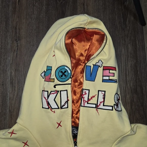 Freshjive Love Kills Hoodie 4XB Big &Tall Graphic Bears Chucky Bride Horror Rare